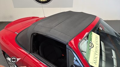 Lot 730 - 1998 MAZDA MX-5