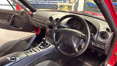Lot 730 - 1998 MAZDA MX-5