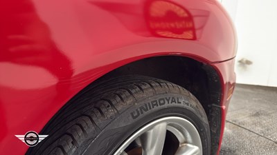 Lot 730 - 1998 MAZDA MX-5