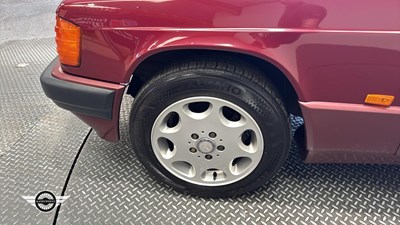 Lot 802 - 1991 MERCEDES 190E AUTO
