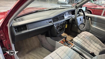 Lot 802 - 1991 MERCEDES 190E AUTO
