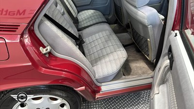 Lot 802 - 1991 MERCEDES 190E AUTO