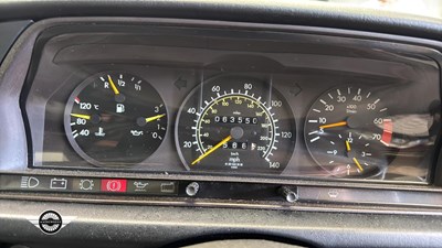 Lot 802 - 1991 MERCEDES 190E AUTO