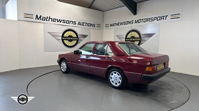 Lot 802 - 1991 MERCEDES 190E AUTO