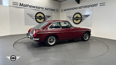 Lot 852 - 1973 MG B GT