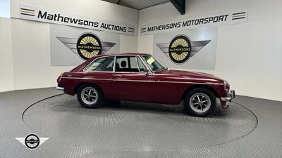Lot 852 - 1973 MG B GT