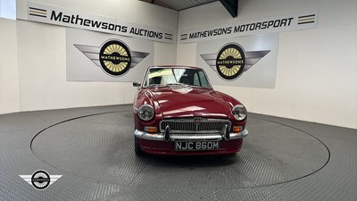 Lot 852 - 1973 MG B GT
