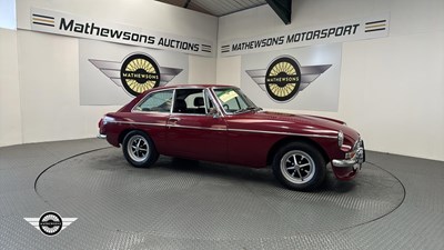 Lot 852 - 1973 MG B GT