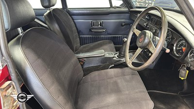 Lot 852 - 1973 MG B GT