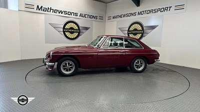 Lot 852 - 1973 MG B GT