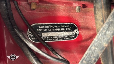 Lot 852 - 1973 MG B GT