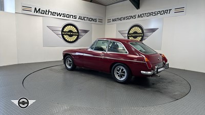 Lot 852 - 1973 MG B GT
