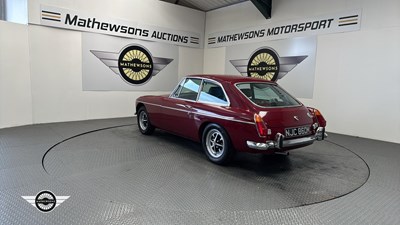Lot 852 - 1973 MG B GT