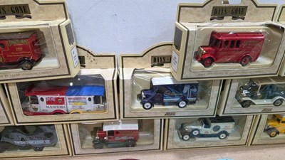 Lot 455 - BOX OF MIXED DIE CAST MODELS