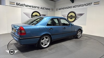 Lot 27 - 1997 MERCEDES C180 ESPRIT AUTO