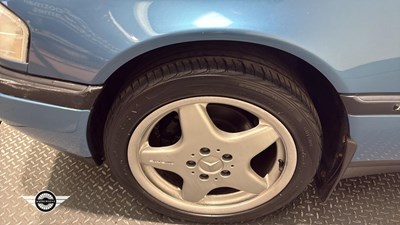 Lot 27 - 1997 MERCEDES C180 ESPRIT AUTO