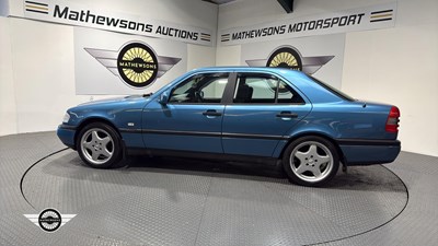 Lot 27 - 1997 MERCEDES C180 ESPRIT AUTO