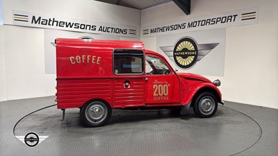 Lot 866 - 1973 CITROEN FOURGONETTE