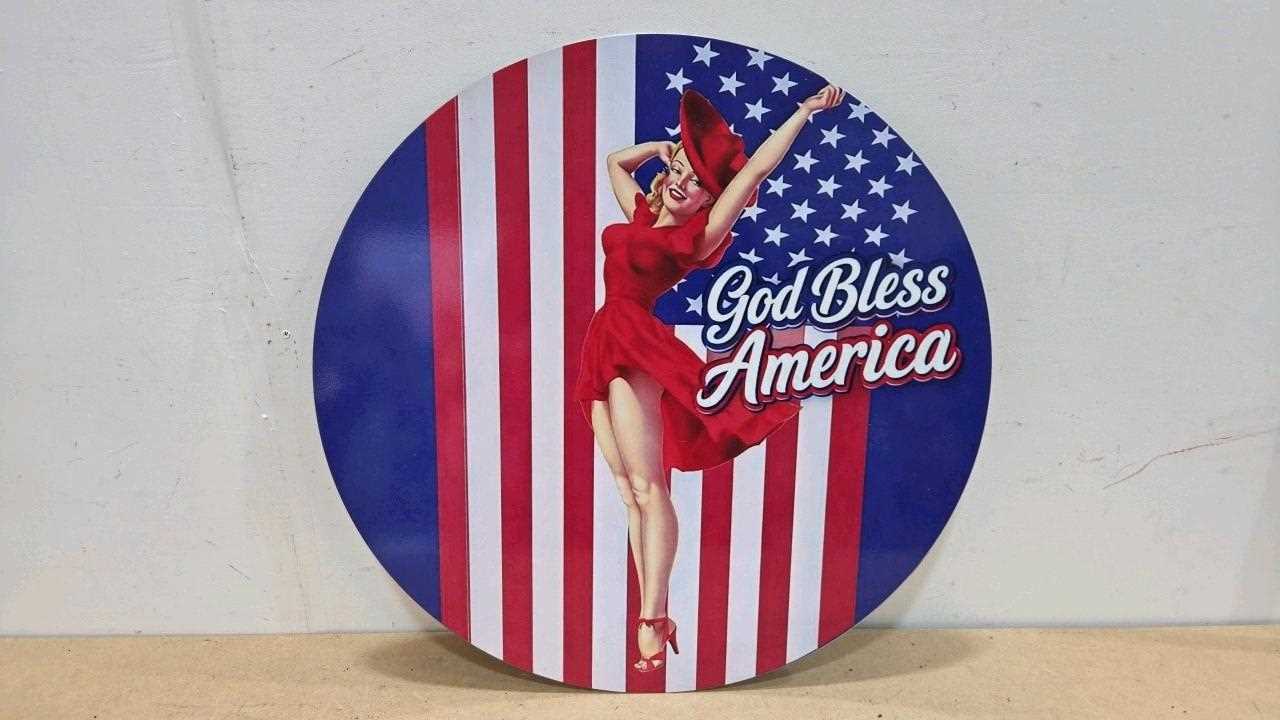 Lot 69 - GOD BLESS AMERICA PRINTED REPRO SIGN 24" DIA