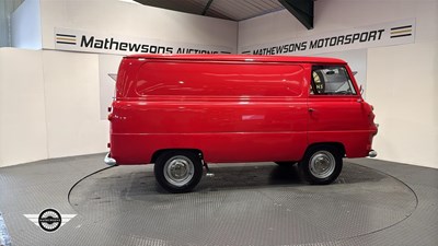 Lot 40 - 1964 THAMES