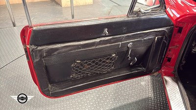 Lot 862 - 1967 RELIANT SCIMITAR