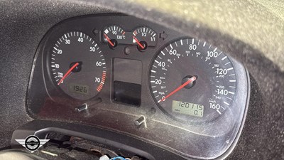 Lot 272 - 2002 VOLKSWAGEN GOLF V5