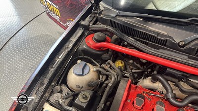 Lot 272 - 2002 VOLKSWAGEN GOLF V5