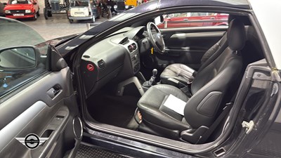 Lot 670 - 2007 VAUXHALL TIGRA EXCLUSIV