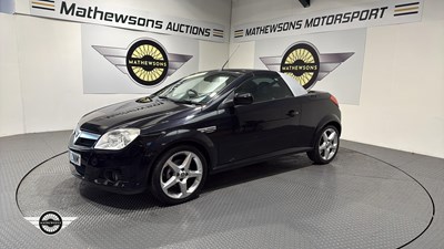 Lot 670 - 2007 VAUXHALL TIGRA EXCLUSIV