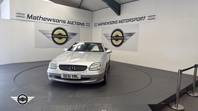 Lot 676 - 2001 MERCEDES SLK 230 KOMPRESSOR AUTO