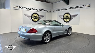 Lot 816 - 2005 MERCEDES SL500 AUTO