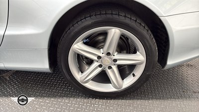 Lot 816 - 2005 MERCEDES SL500 AUTO
