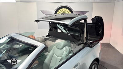 Lot 816 - 2005 MERCEDES SL500 AUTO