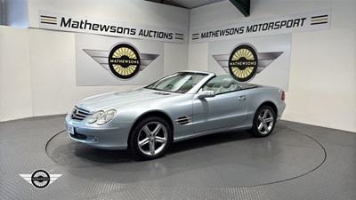 Lot 816 - 2005 MERCEDES SL500 AUTO
