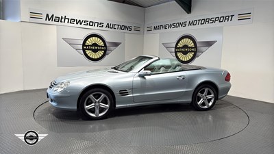 Lot 816 - 2005 MERCEDES SL500 AUTO