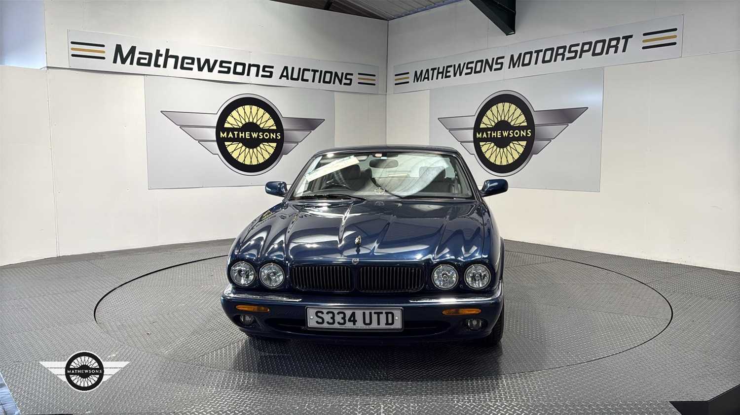 Lot 147 - 1998 JAGUAR XJ SPORT V8 AUTO