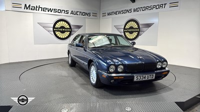Lot 147 - 1998 JAGUAR XJ SPORT V8 AUTO