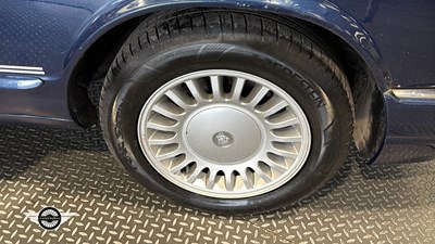 Lot 147 - 1998 JAGUAR XJ SPORT V8 AUTO