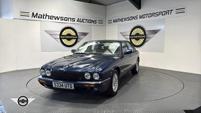 Lot 147 - 1998 JAGUAR XJ SPORT V8 AUTO