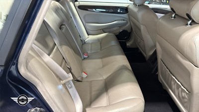 Lot 147 - 1998 JAGUAR XJ SPORT V8 AUTO