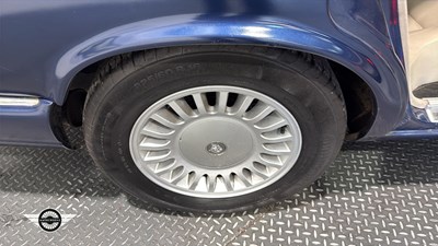 Lot 147 - 1998 JAGUAR XJ SPORT V8 AUTO