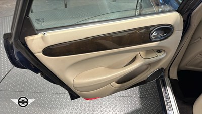 Lot 147 - 1998 JAGUAR XJ SPORT V8 AUTO