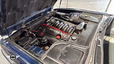Lot 147 - 1998 JAGUAR XJ SPORT V8 AUTO