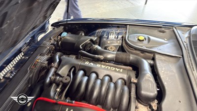 Lot 147 - 1998 JAGUAR XJ SPORT V8 AUTO