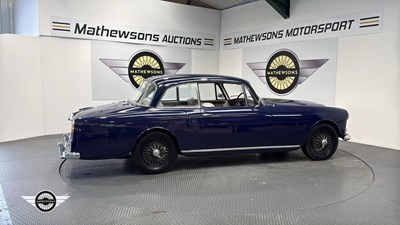 Lot 712 - 1963 ALVIS TD21
