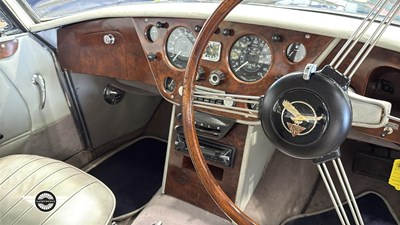 Lot 712 - 1963 ALVIS TD21