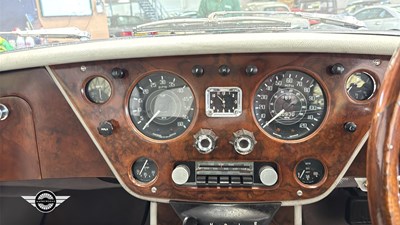 Lot 712 - 1963 ALVIS TD21