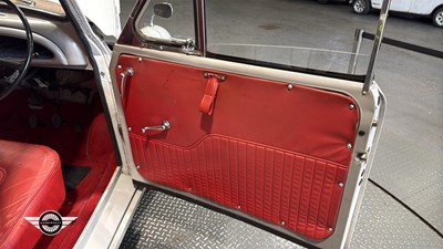 Lot 840 - 1966 MORRIS MINOR 1000