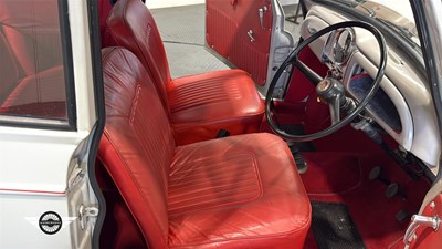 Lot 840 - 1966 MORRIS MINOR 1000