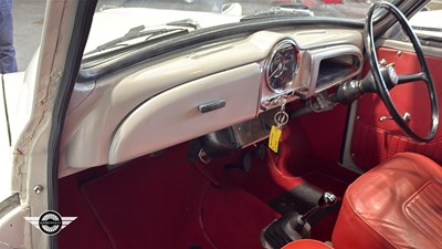 Lot 840 - 1966 MORRIS MINOR 1000